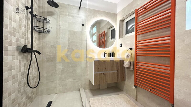 Aparatorii Patriei 3 camere I 72 mp I renovat I prima inchiriere I parcare